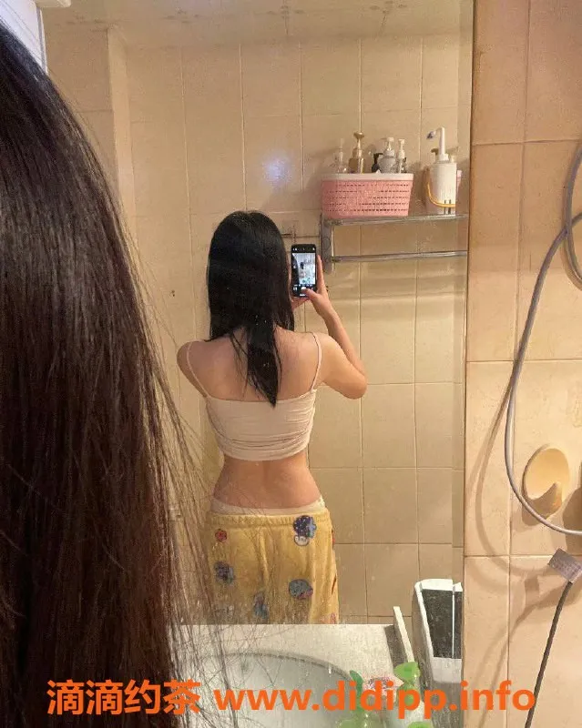 深圳楼凤资源信息,深圳龙华艾美，舌吻服务，600元起