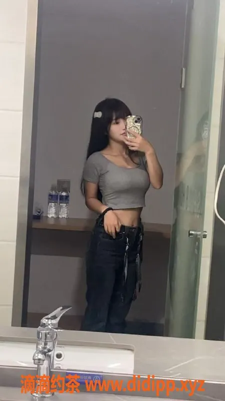 广州楼凤-黄埔兮兮，800元底价视频验证陪伴服务