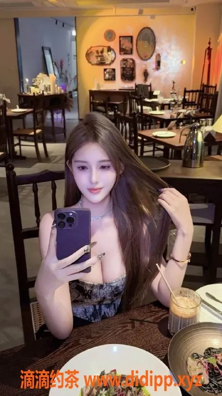 常州楼凤资源信息,武进小铃铛，165cm，95斤，C杯嫩妹随你挑！