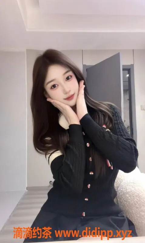 广州楼凤-天河周薇，气质佳，课费700元尽享服务