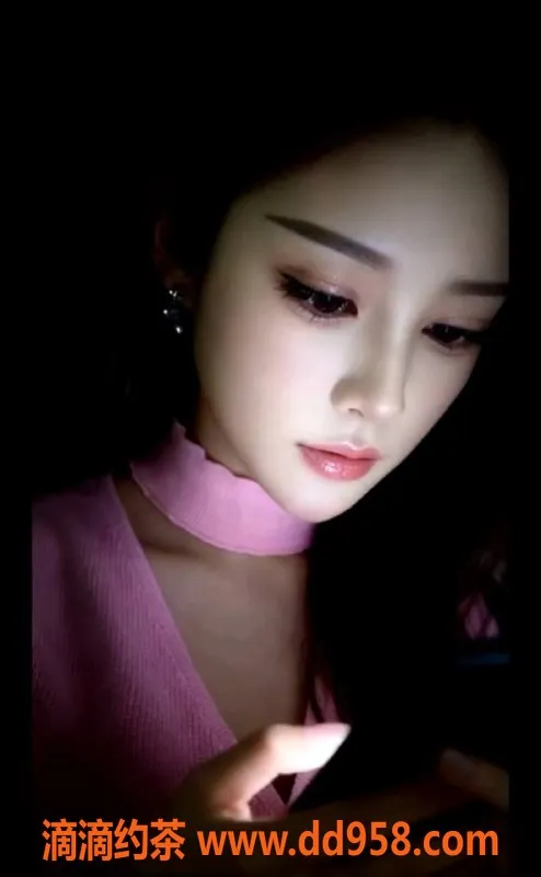 温州楼凤资源信息,温州叶子 161cm 44kg 36C 制服服务推荐