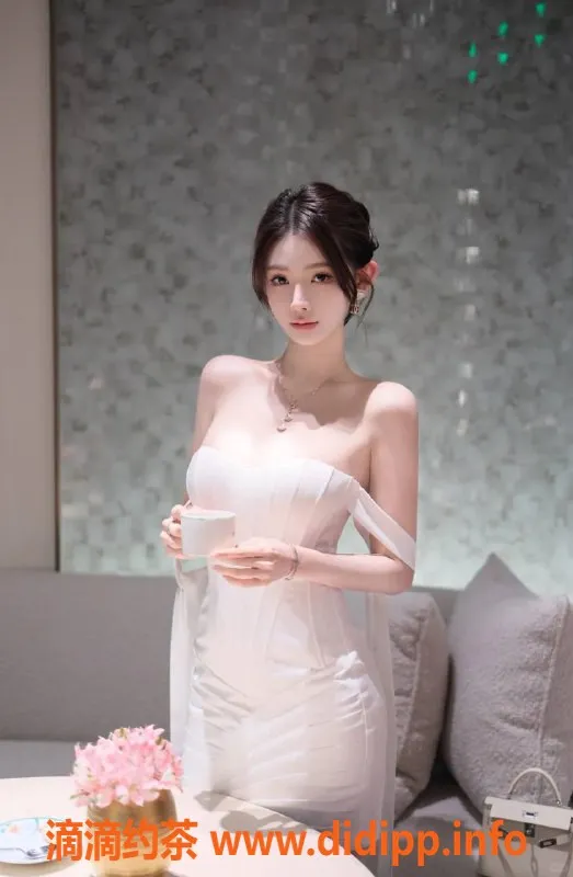 广州楼凤-天河初雪，御姐大长腿，14P服务等你来享受