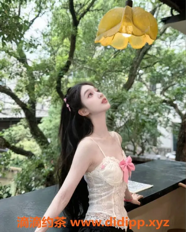 赣州外围-赣州小鱼，165cm、C罩杯，热情陪浴体验