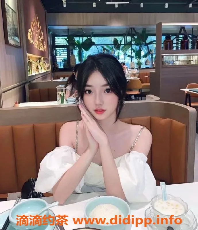 上海楼凤资源信息,左左福利拍卖，原价1300P现仅900P