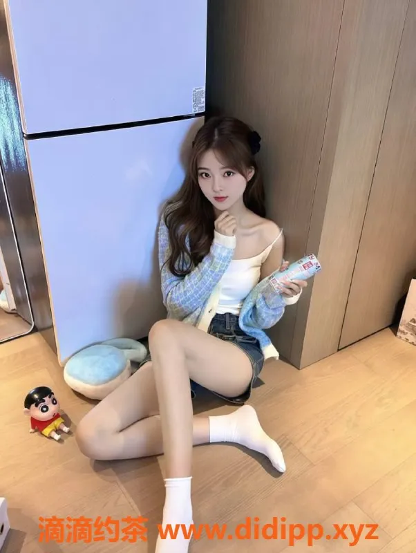 南通楼凤-南通崇川区涵涵 165高 88体重 B+胸 优质服务待你体验