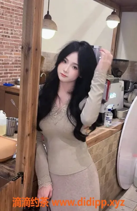 广州楼凤-白云嫩妹小雨，水费600，服务超赞