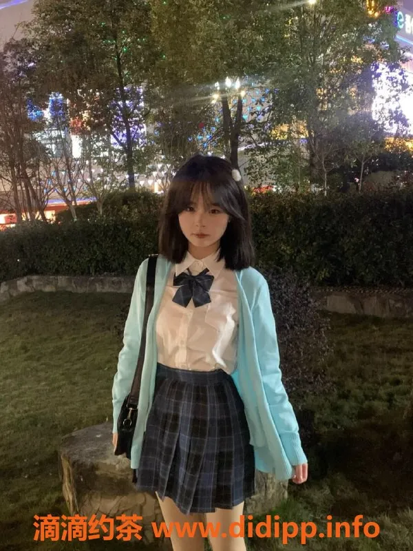 无锡楼凤资源信息,锡山区小曼 高颜值萌妹 44kg 体验陪浴服务