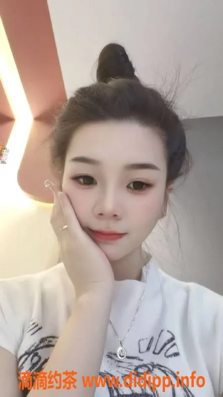 扬州楼凤资源信息,扬州邗江小不点，颜值高服务佳