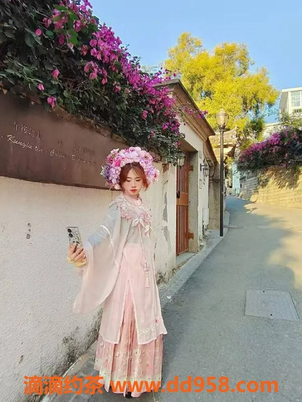 深圳楼凤-深圳龙华婷婷老师，800起，绝对不容错过！