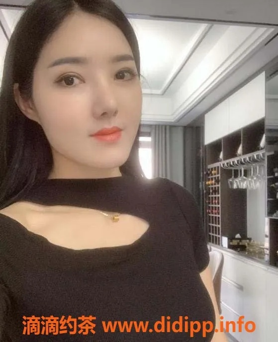 上海楼凤资源信息,上海浦东新区25岁年轻妹子，身高165cm，价格500