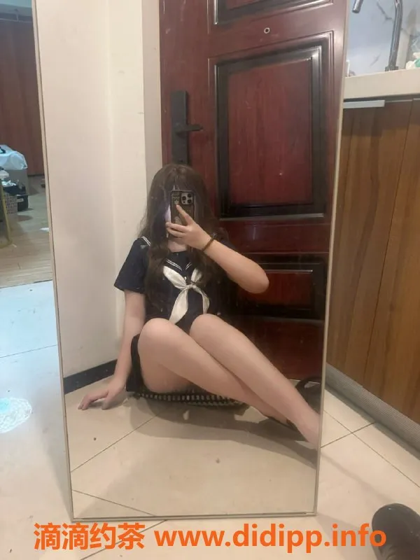 成都楼凤-成华区佳佳，微胖嫩妹，特惠5P服务