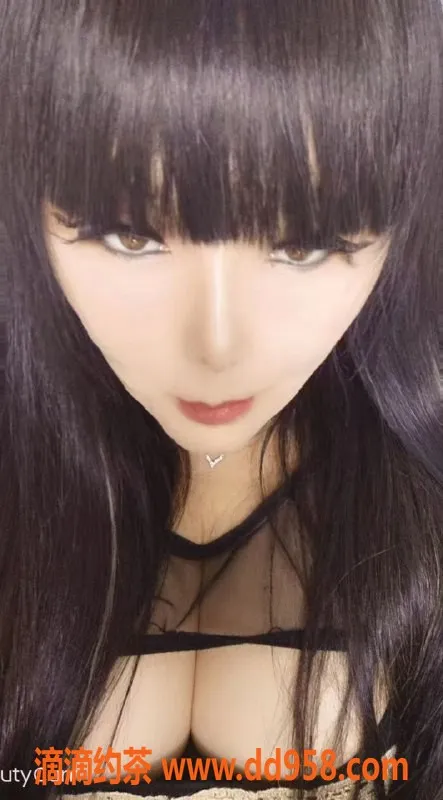 广州楼凤-佛山大波欲女阿梅，33岁165cm，茶水费优惠