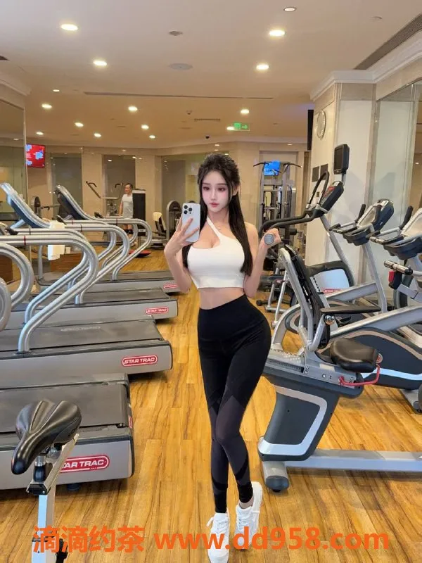 乌鲁木齐楼凤-阳光活泼美女，168身材D罩杯，敏感体质超会配合