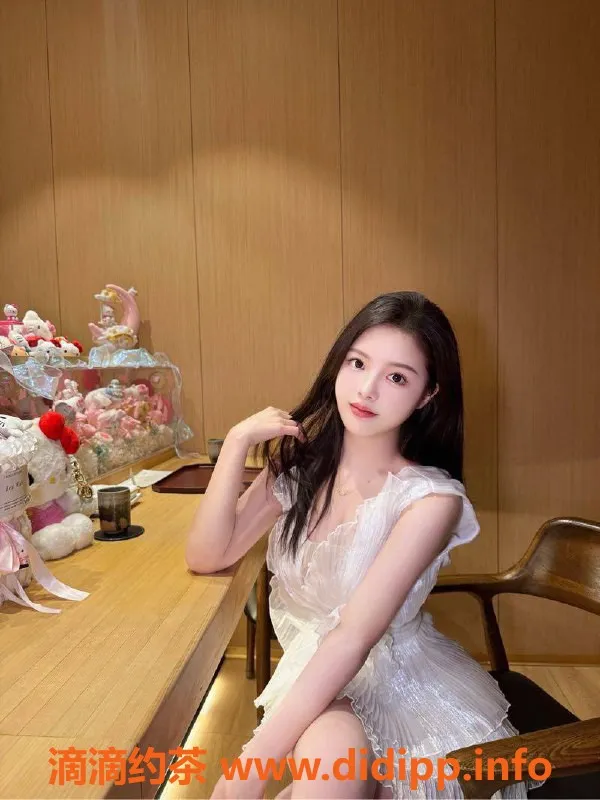 乌鲁木齐楼凤-新人162D，纯欲初恋女友，待课如男友