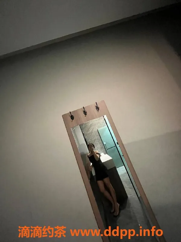 深圳楼凤资源信息,龙华嫩妹青青，双向服务，600起消费