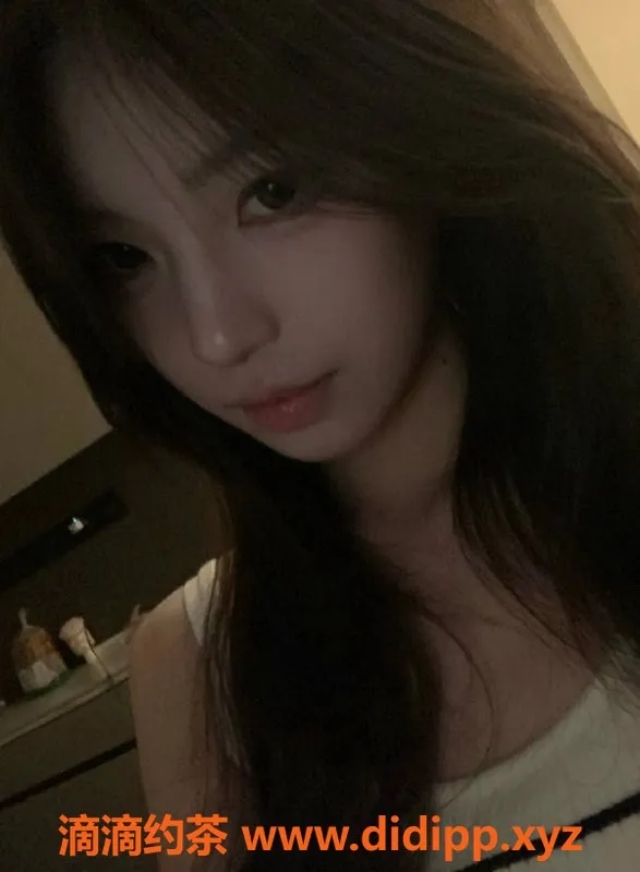 杭州楼凤-嗨！
我叫虾虾
在读大一舞蹈生～
年龄：20
身高