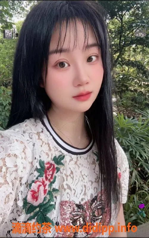 广州抓龙筋-🆔艺名： 依依 #抓龙筋
📍地址: #广州 #天河
💲价格