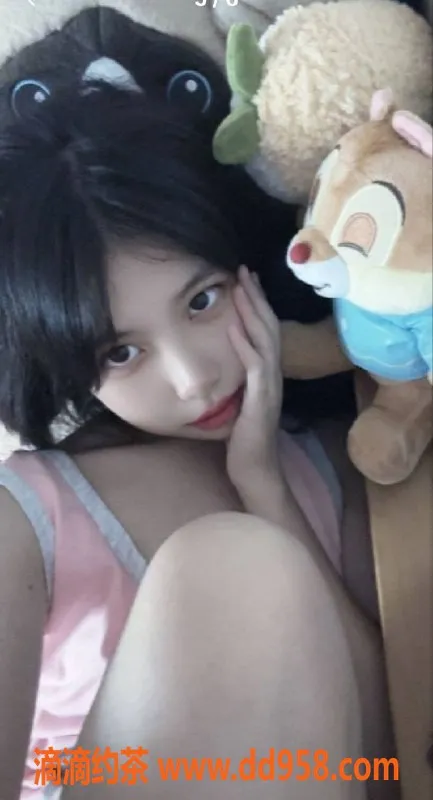 无锡楼凤-梁溪东岭08超嫩白🐱，颜值一流！