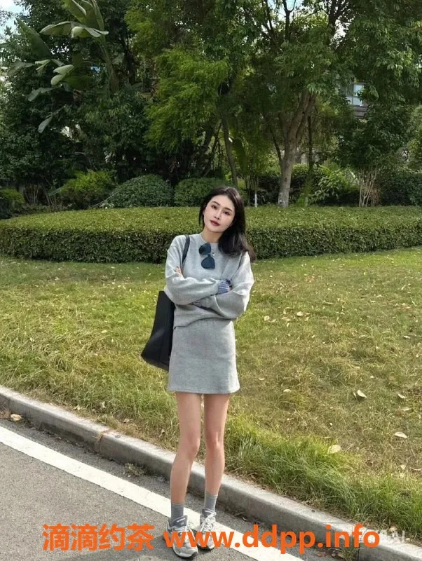 深圳楼凤-位置：#龙华
名字：#小怡
课费：600P