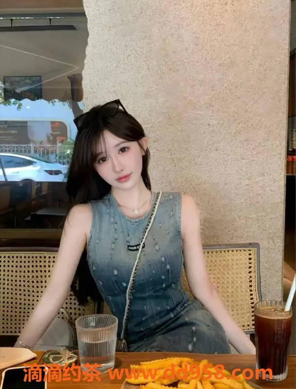 赣州楼凤-赣州婉儿，169cm C罩杯，激情服务不容错过