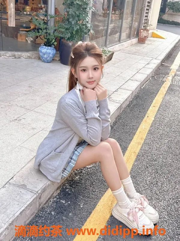 东莞楼凤-周周，大朗地区双向服务，价格600/1200