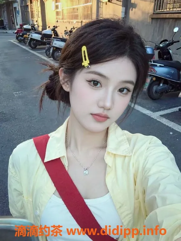 深圳楼凤-南山嫩妹小谭谭，水萧六九服务等你体验！