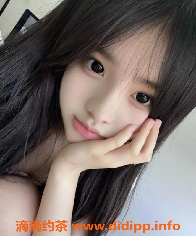 无锡上门服务-高颜值小晴陪浴服务，超嫩，超紧！