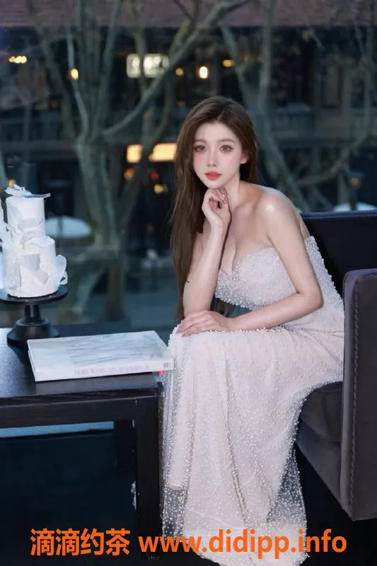 深圳楼凤资源信息,福田心怡，1600P大波蜜桃臀长腿服务