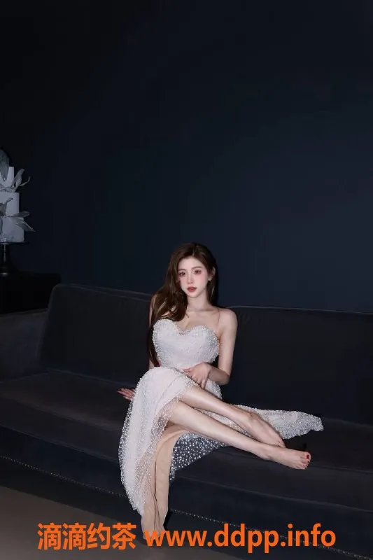 深圳楼凤-福田心怡，1600P大波蜜桃臀长腿服务