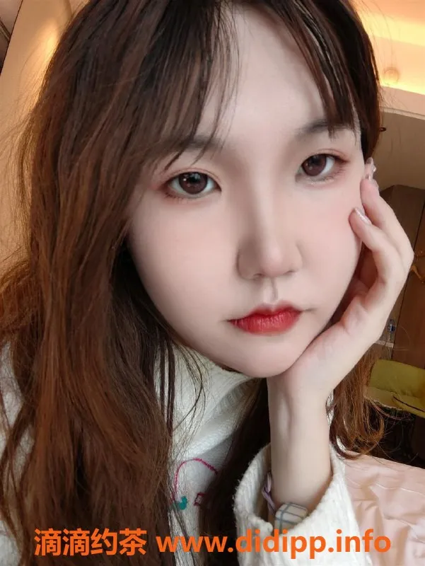 中山楼凤-西区樱甜，23岁D+胸围，300元起服务