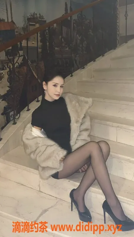 乌鲁木齐楼凤资源信息,20岁高挑妹子，170cm/48kg，纹身迷人