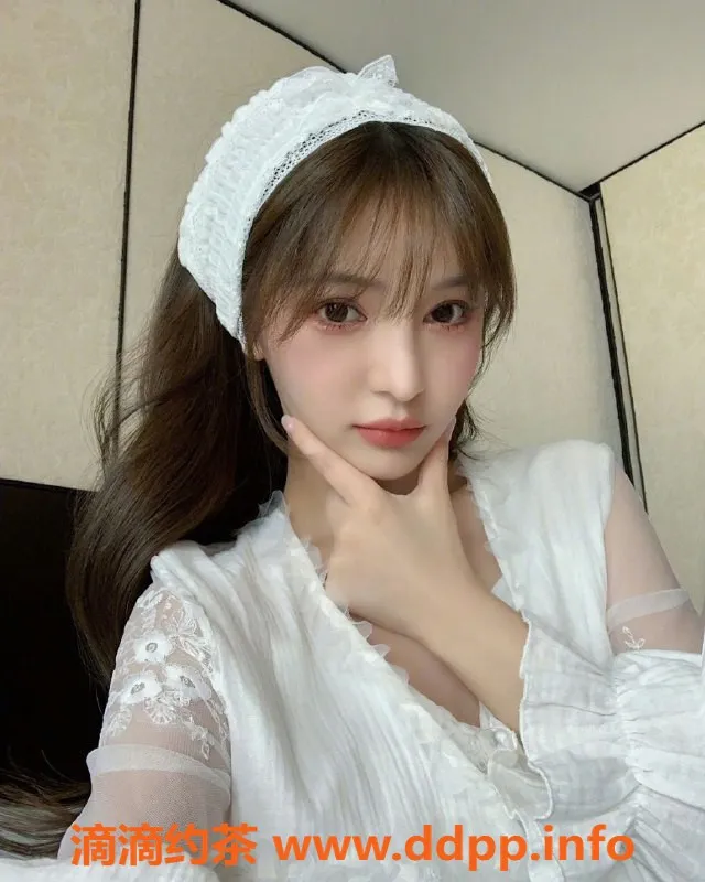 广州楼凤-番禺御姐许艺洋，600水费超值体验