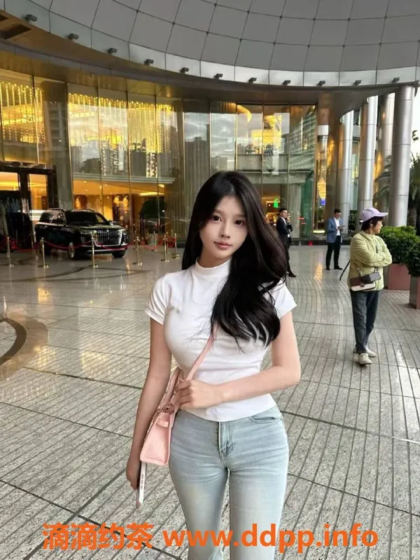 广州楼凤-天河嫩妹鑫鑫，热情服务2000p