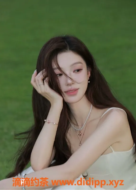 乌鲁木齐楼凤-乌鲁木齐176D艺术气质甜心，清纯无整