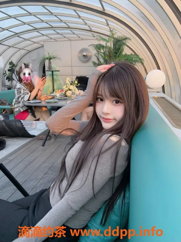 无锡楼凤-滨湖区高颜值妮妮，164cm仅48kg，性感陪浴服务