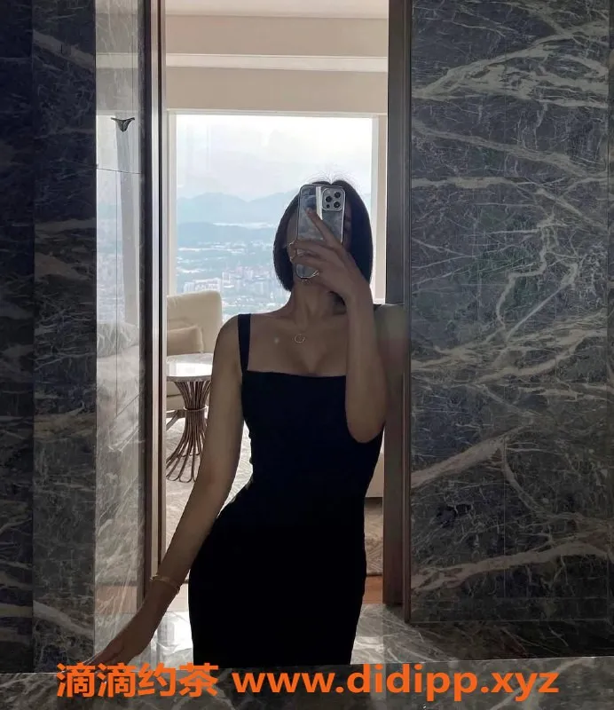 深圳楼凤-福田御姐娜娜，1200元享受鸳鸯浴