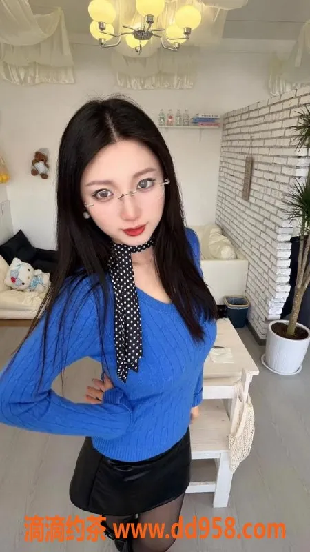 常州楼凤-武进大胸铃铛，165高92重，陪浴口交任你选