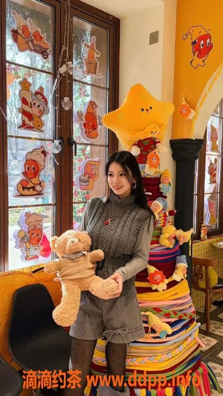 常州楼凤-武进大胸铃铛，165高92重，陪浴口交任你选