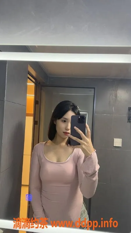 成都楼凤-成都市元吉，19岁嫩妹，身高165体重100，600元享服务