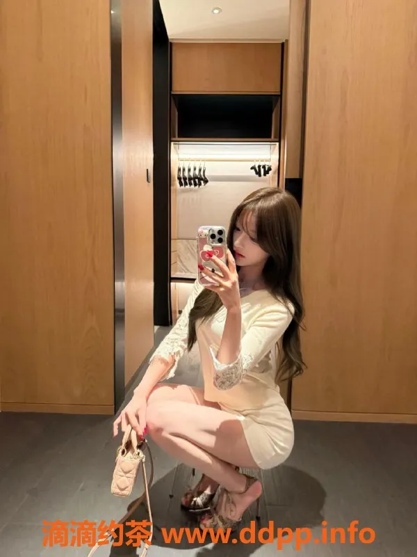 广州楼凤资源信息,越秀区锦洛，20岁、169cm、48kg，茶水费600元起