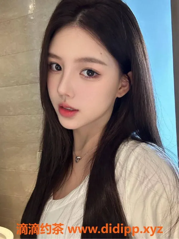 乌鲁木齐楼凤-南方妹子，168cm，47kg，纯欲女神