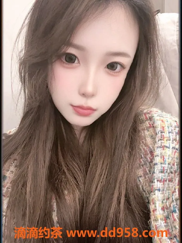 深圳楼凤-深圳龙华彤彤，700元御姐服务等你来体验！