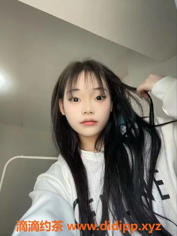 武汉楼凤资源信息,小莹，身高不高，但让你感受不一样的服务