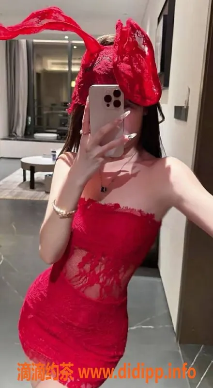 广州楼凤-番禺小狐狸——御姐级诱惑，10P等你来体验