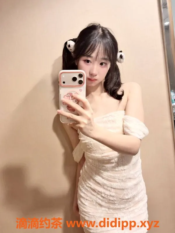 深圳楼凤-广州天河嫩妹小歪歪，私密服务1400起