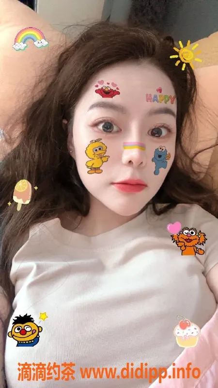 成都楼凤资源信息,武侯区28岁少妇笑笑，身高160，胸围D，500元体验！