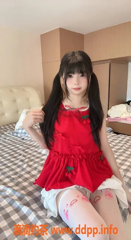 深圳楼凤-龙华嫩妹小表妹，800元起，服务超赞！