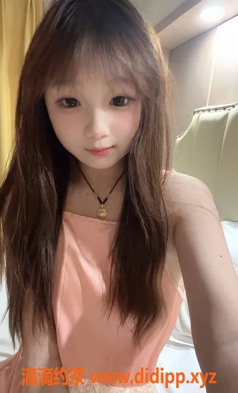 成都楼凤-高新区小呆呆，160cm可爱妹子，爱爱体验极佳