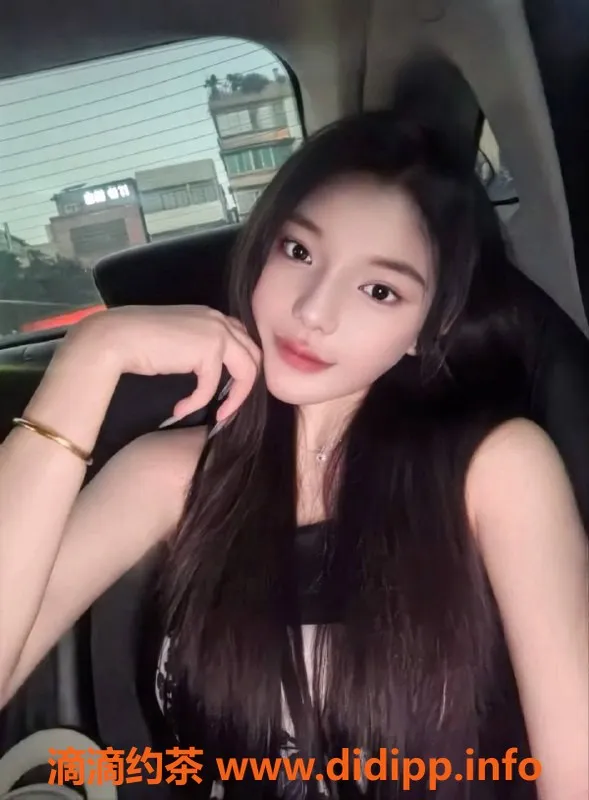 深圳楼凤资源信息,南山 章若楠，身高160cm，胸围D，998元起