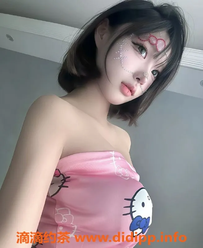 常州楼凤-武进万达06嫩妹主播，166高88重，1000元起